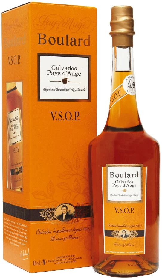 Кальвадос Boulard VSOP, Pays d'Auge AOC, gift box, 1 л